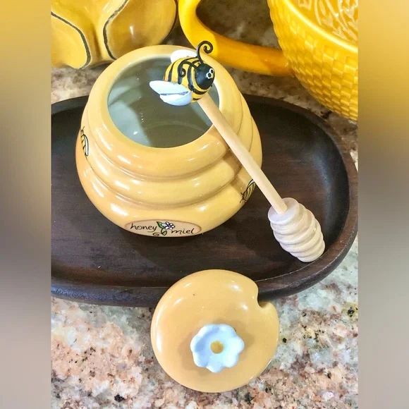 Joie Mini Honey Pot & Dipper Bee - Picture 4 of 7
